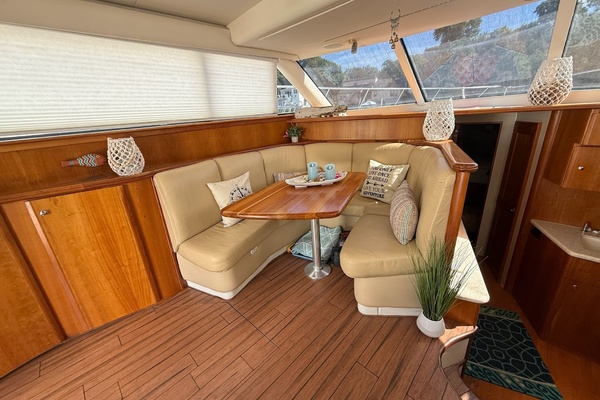 65 Roses 42ft Silverton Yacht For Sale