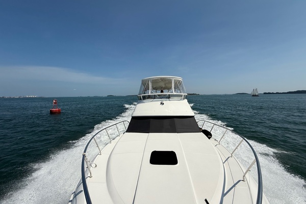65 Roses 42ft Silverton Yacht For Sale