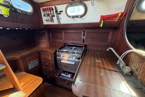 Scrimshaw 35ft Baba Yacht For Sale