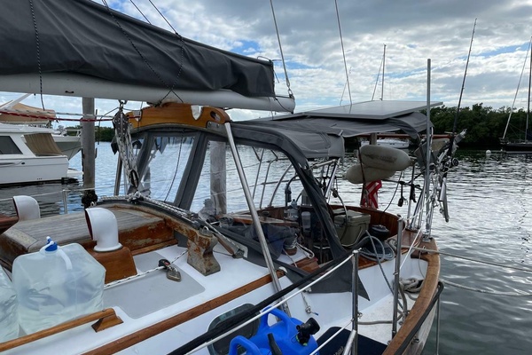 Scrimshaw 35ft Baba Yacht For Sale