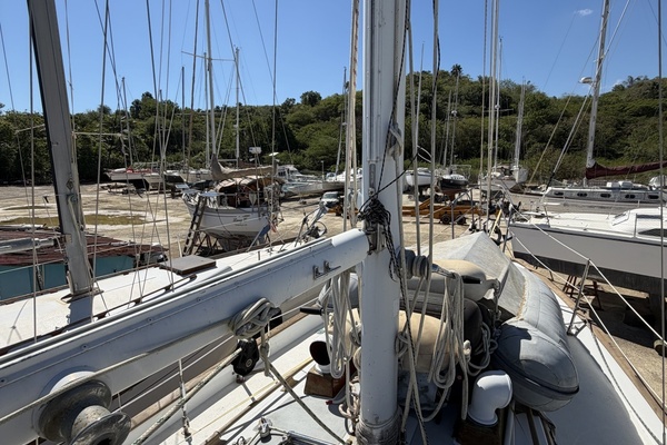 Scrimshaw 35ft Baba Yacht For Sale