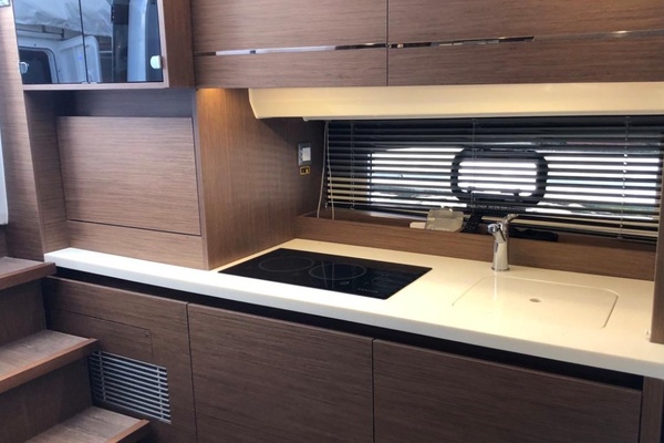 40ft Jeanneau Yacht For Sale
