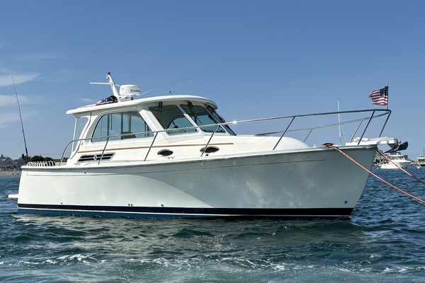 REVERIE 30ft Back Cove Yacht For Sale