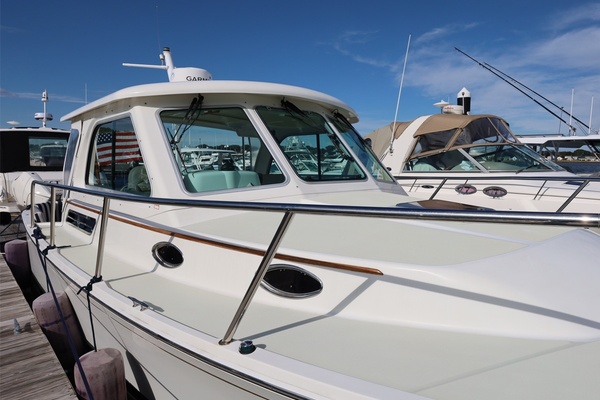 REVERIE 30ft Back Cove Yacht For Sale