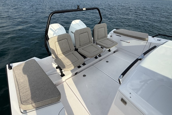 37ft Axopar Yacht For Sale