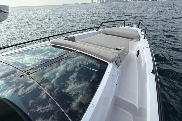 37ft Axopar Yacht For Sale