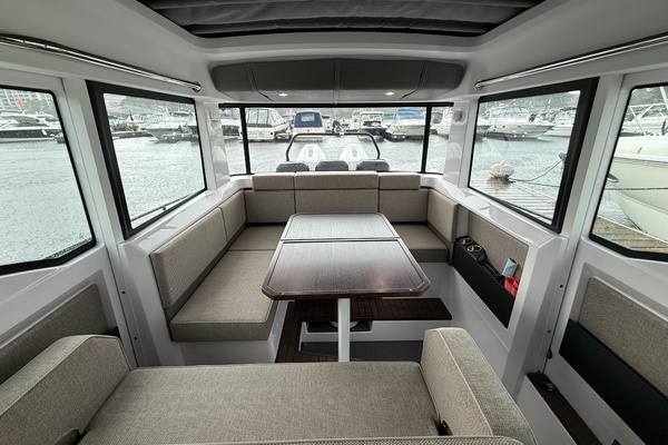 37ft Axopar Yacht For Sale