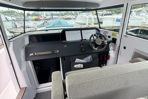37ft Axopar Yacht For Sale