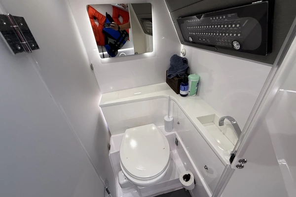 Axopar Brabus 37 XC Cross Cabin Yacht For Sale
