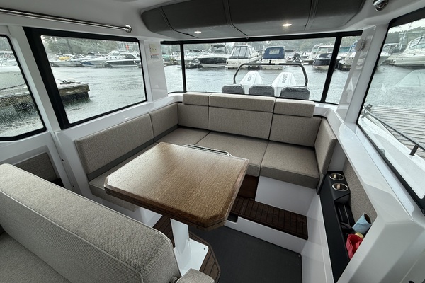 37ft Axopar Yacht For Sale