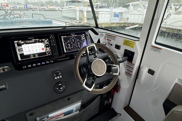 37ft Axopar Yacht For Sale