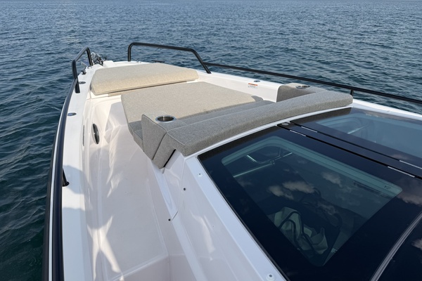 37ft Axopar Yacht For Sale