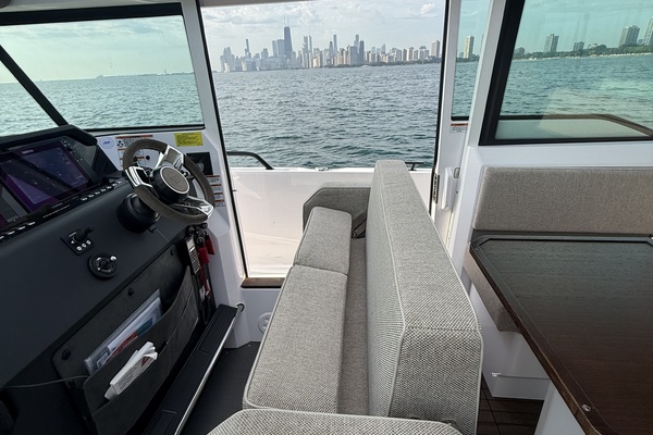 37ft Axopar Yacht For Sale