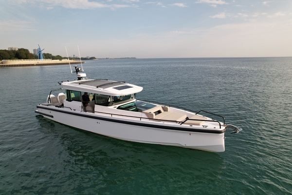 37ft Axopar Yacht For Sale
