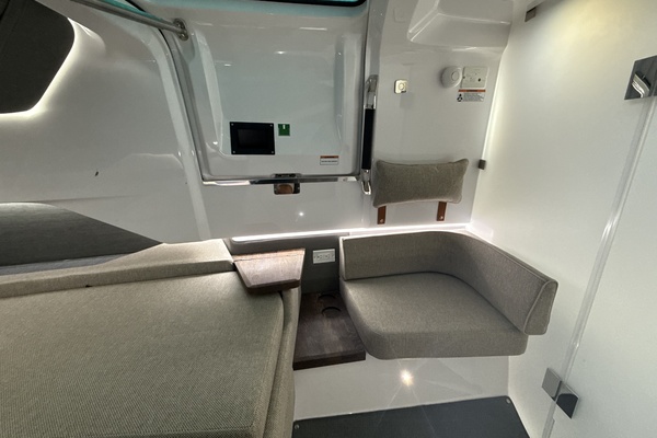 37ft Axopar Yacht For Sale