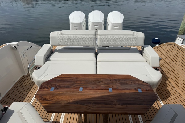 Waterline 48ft Tiara Yachts Yacht For Sale