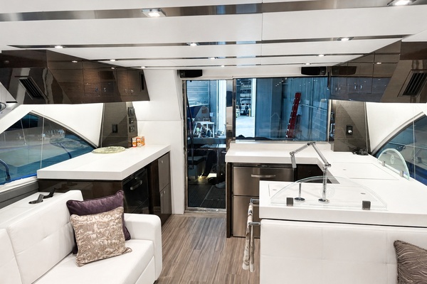 60ft Cruisers Yacht For Sale