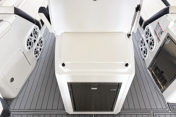 60ft Cruisers Yacht For Sale