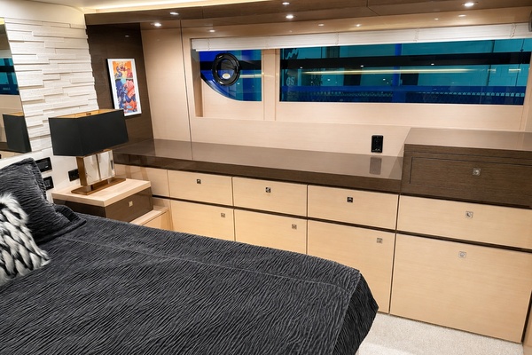 60ft Cruisers Yacht For Sale