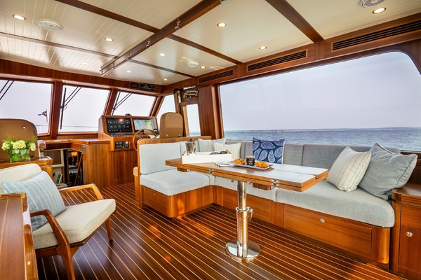 56ft Hunt Yachts Yacht For Sale