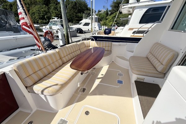 OFF PISTE 42ft Sabre Yacht For Sale