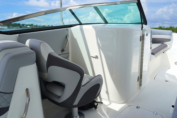 26ft Hurricane Yacht For Sale