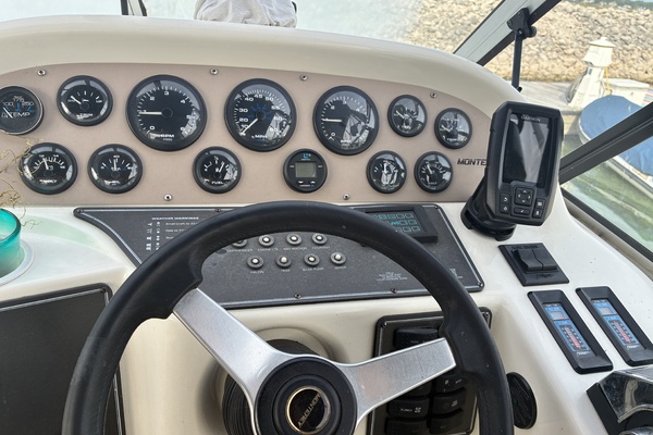31ft Monterey Yacht For Sale