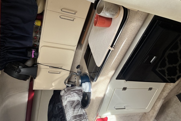 31ft Monterey Yacht For Sale