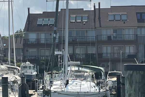 Paloma 39ft Beneteau Yacht For Sale