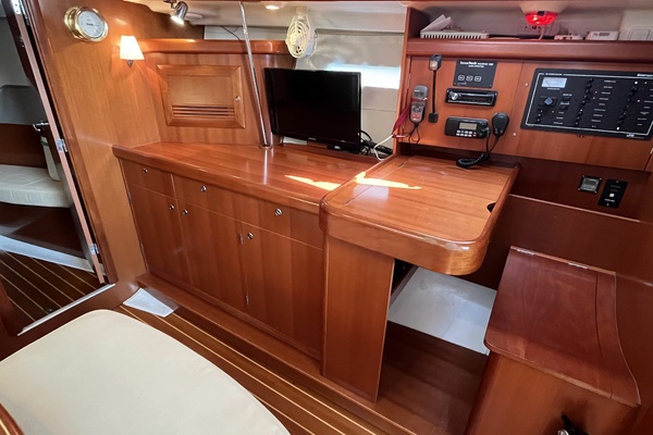 Paloma 39ft Beneteau Yacht For Sale