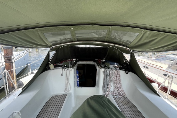 Paloma 39ft Beneteau Yacht For Sale