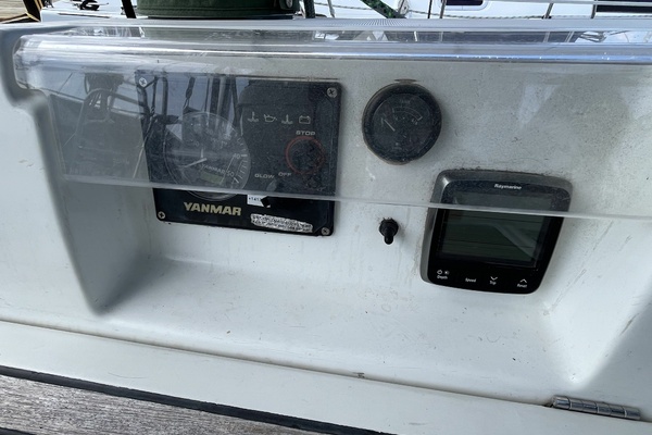 Paloma 39ft Beneteau Yacht For Sale