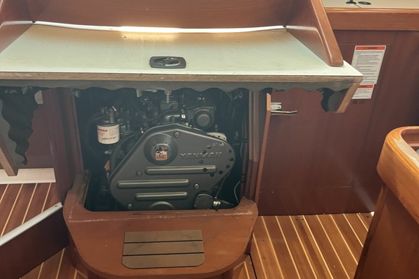 Paloma 39ft Beneteau Yacht For Sale