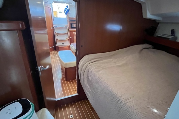 Paloma 39ft Beneteau Yacht For Sale