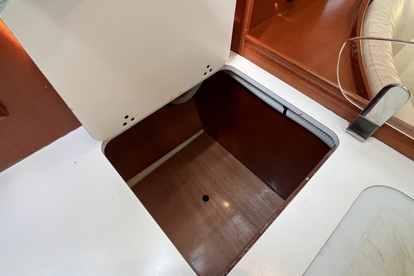 Paloma 39ft Beneteau Yacht For Sale