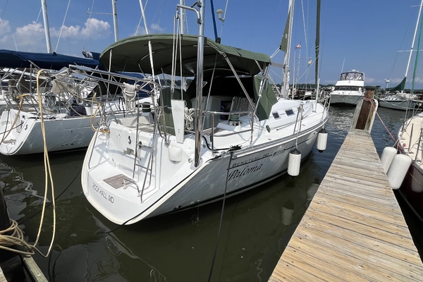 Paloma 39ft Beneteau Yacht For Sale