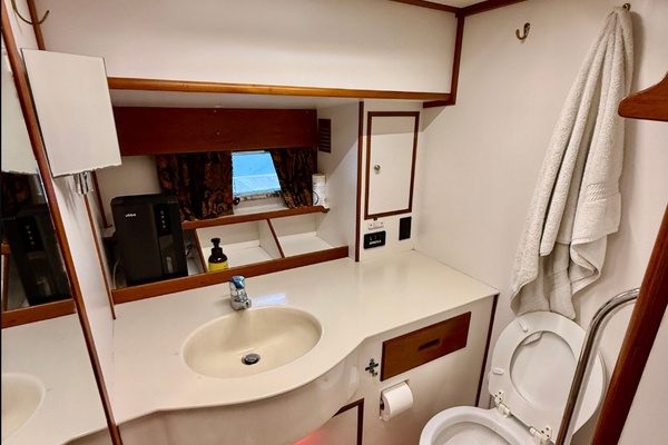52ft Grand Banks Yacht For Sale