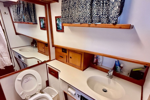 52ft Grand Banks Yacht For Sale