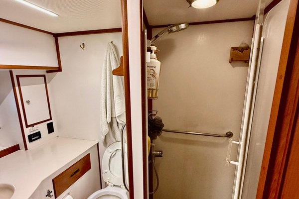 52ft Grand Banks Yacht For Sale
