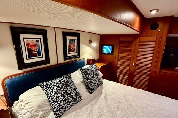 52ft Grand Banks Yacht For Sale