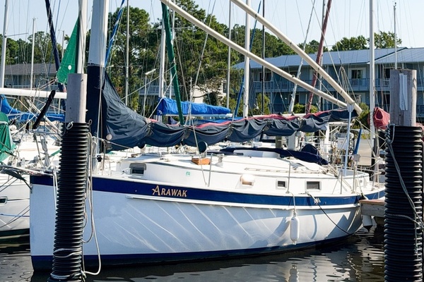 33ft Nonsuch Yacht For Sale