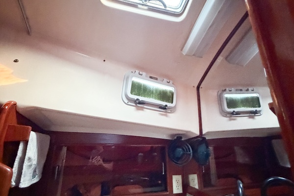 33ft Nonsuch Yacht For Sale