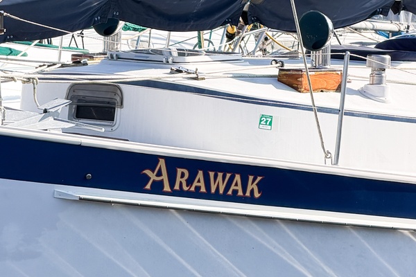 33ft Nonsuch Yacht For Sale