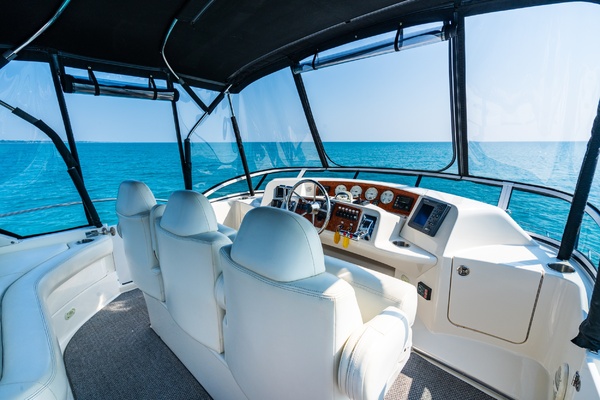 39ft Silverton Yacht For Sale