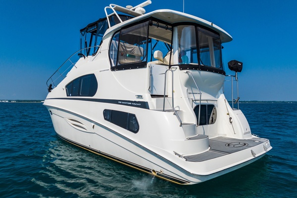 39ft Silverton Yacht For Sale