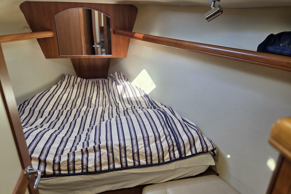 Pure Sterling 44ft Hunter Yacht For Sale