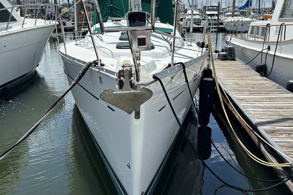 39ft Beneteau Yacht For Sale
