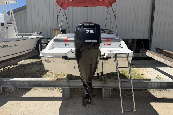 17ft Tahoe Yacht For Sale