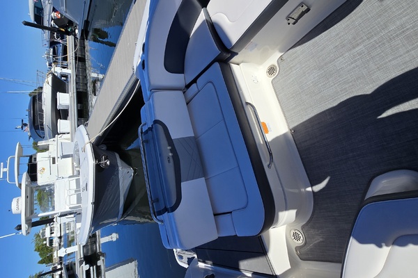 27ft Chaparral Yacht For Sale