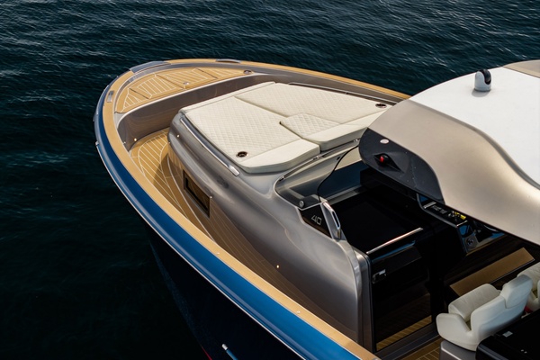 40ft Solaris Yacht For Sale
